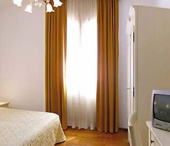 Bedroom 2, Hotel Altieri, Venezia