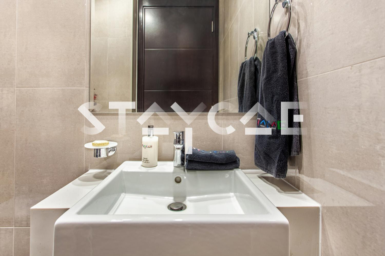 Bathroom 2, Staycae Holiday Homes - Merano Tower, Business Bay, Dubai