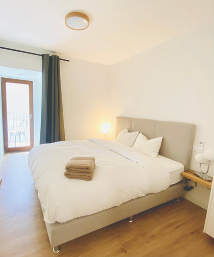 Others 4, Hotel Apartment with 2-en suite Bedrooms, Baleares