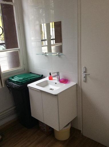 3, Rose, Val-de-Marne