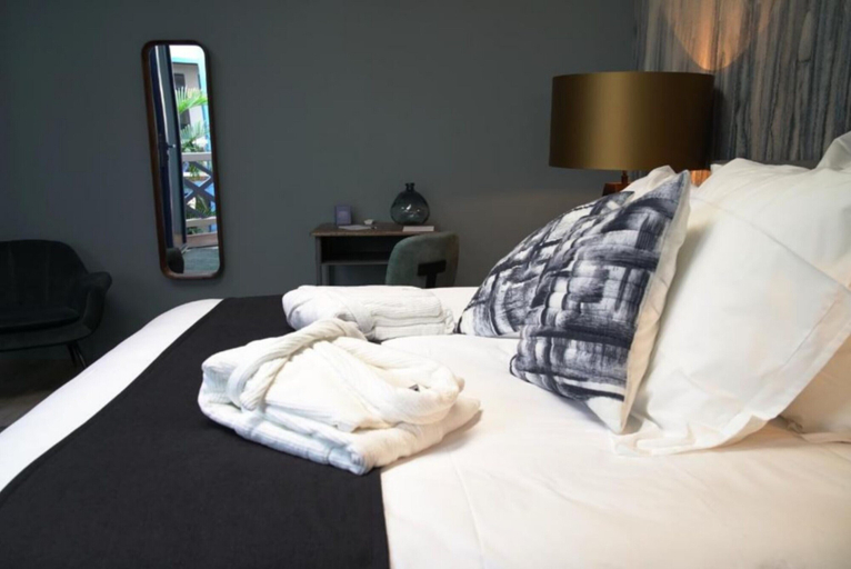 Bedroom 2, Villa D'Eaux, Calvados