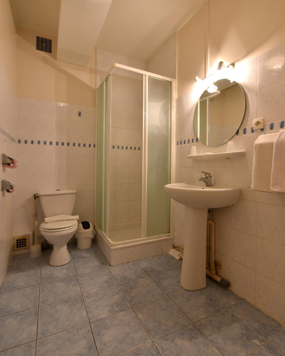 Bathroom 4, Logis Hotel Saint Jacques, Drôme