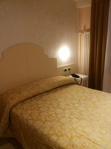 Bedroom 3, Hotel Adriatico, Venezia