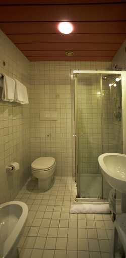 Bathroom 4, Club Hotel, Venezia