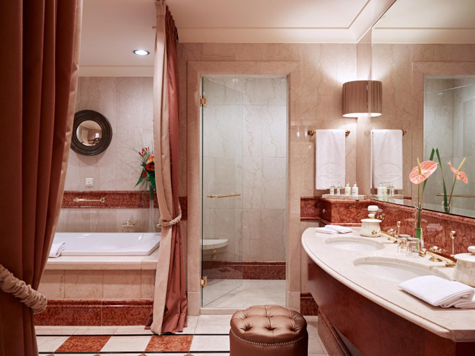 Bathroom 3, Eurostars Grand Hotel Wien, Wien