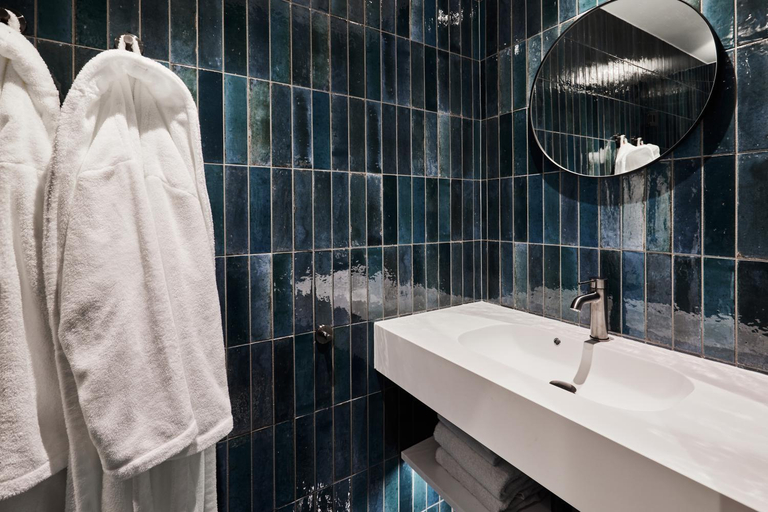 Bathroom 2, Kirk Suites, Vejle