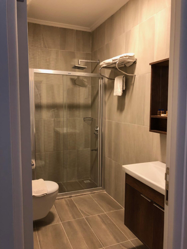Bathroom 5, Joy Suites, Şişli