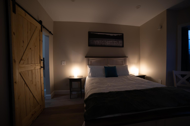 Bedroom 4, Riverside Inn, Pictou