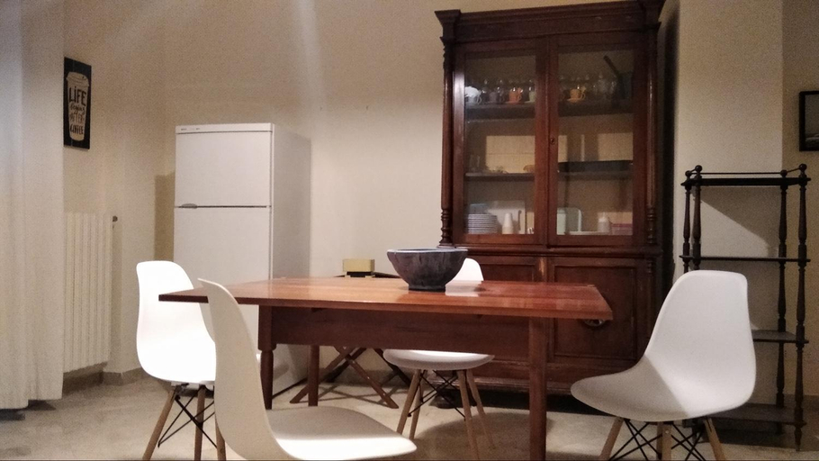 Others 3, Piccinni house, Bari