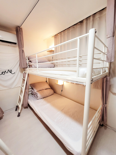 Bedroom 3, YAB Guesthouse - Female Only, Mapo
