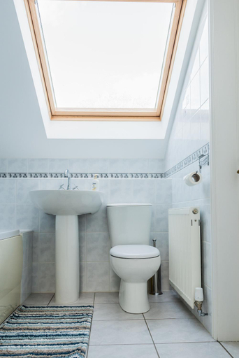 Bathroom 3, Clyde View Bed & Breakfast, Argyll and Bute