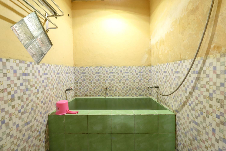 Bathroom 5, Kasmiyem Homestay, Kulon Progo