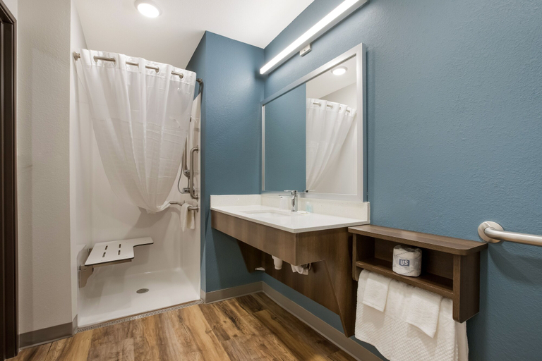 Bathroom 4, WoodSpring Suites Augusta Fort Eisenhower, Richmond
