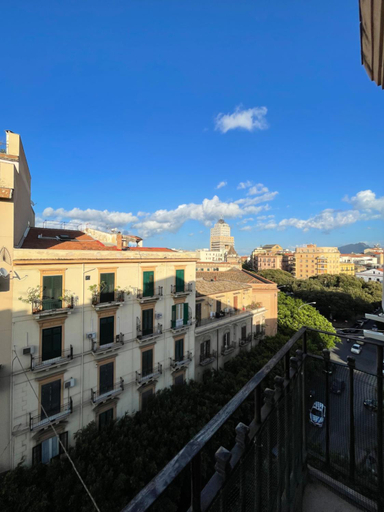 Others 4, Amendola guest house, Palermo