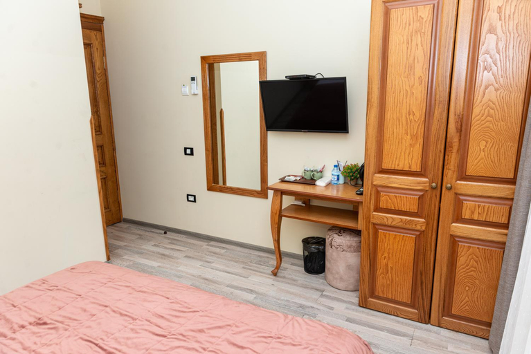 Bedroom 4, Utopia Hotel Baku, Baku