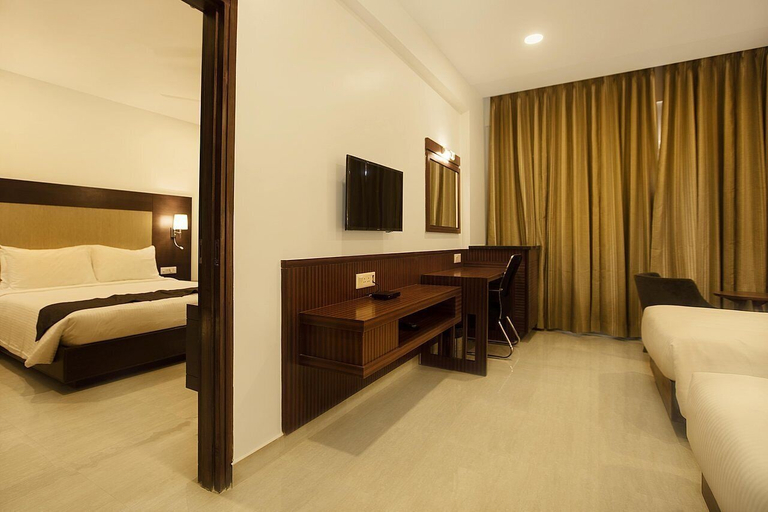 Bedroom 3, HOTEL AADRIKA, Chikmagalur