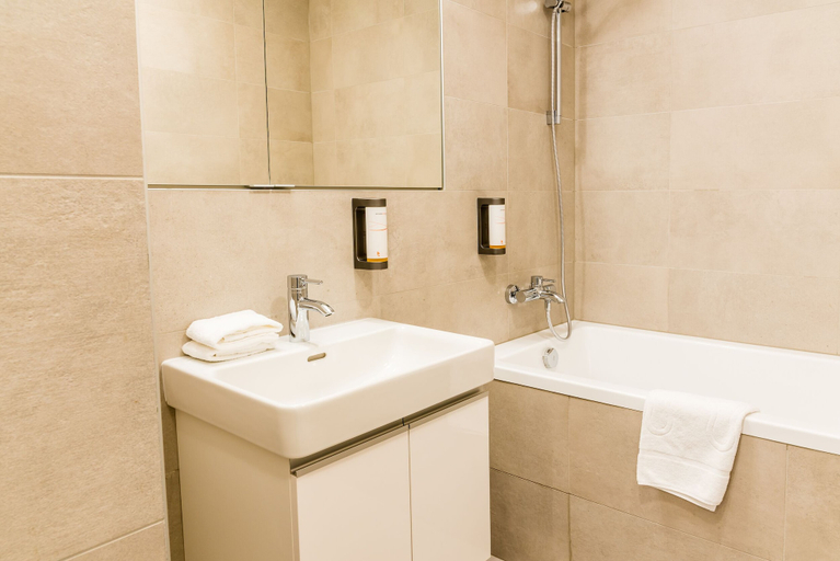 Bathroom 3, City Castle Apartments Free Parking, Bratislava