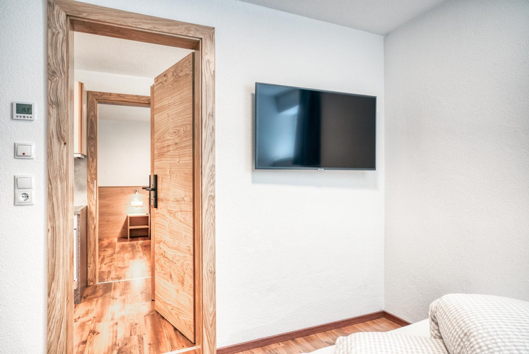 Bedroom 3, Apart Gstrein - Ski-In & Ski-Out, Landeck