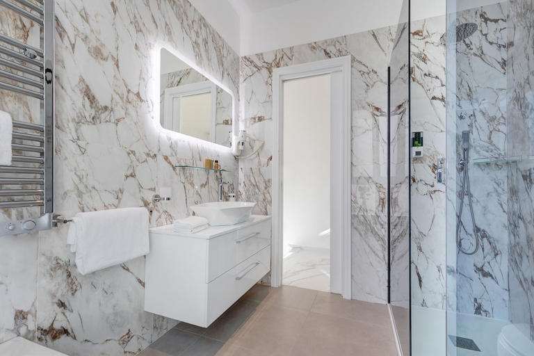 Bathroom 3, San Pietro Grand Suite, Rome