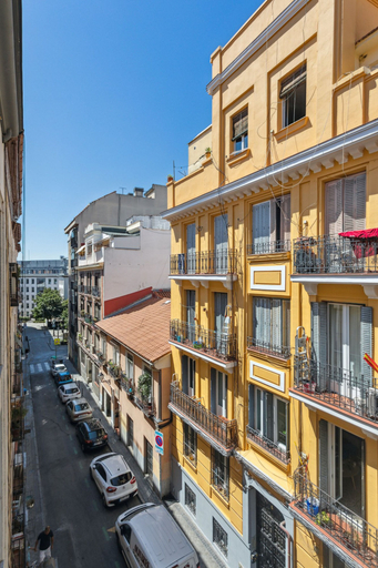 Exterior & Views 2, Limehome Madrid Calle de la Paloma, Madrid