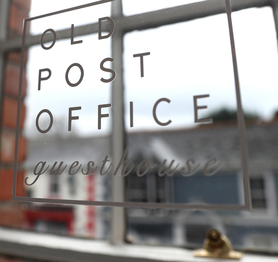 Others 4, Old Post Office