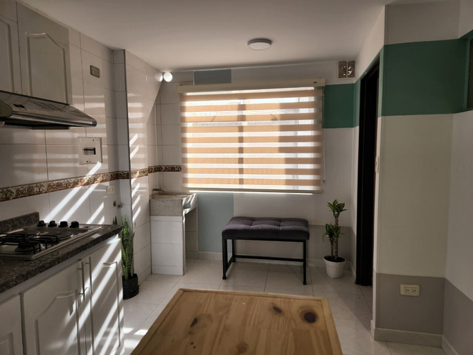Others 4, APARTAMENTOS Y HABITACIONES, Santafé de Bogotá