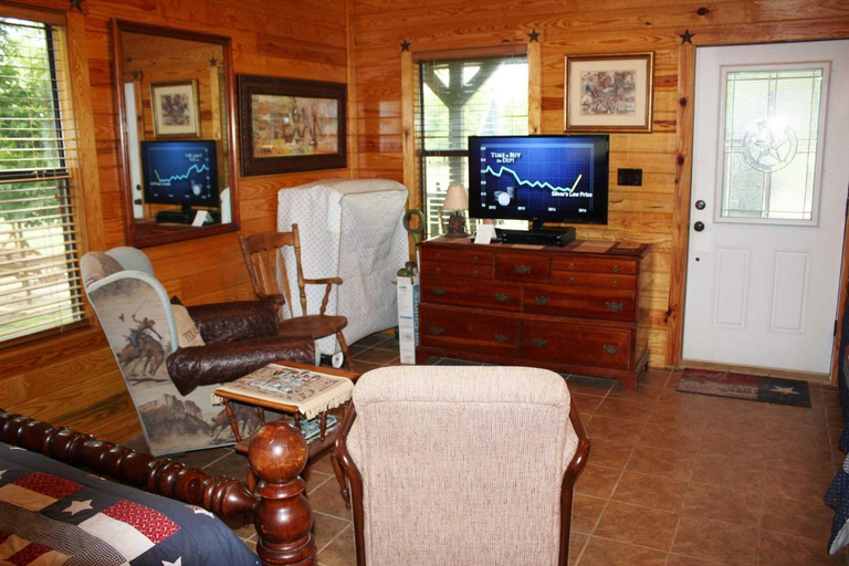 Others 4, Double U Barr Ranch - Cowboy Cabin, Bandera