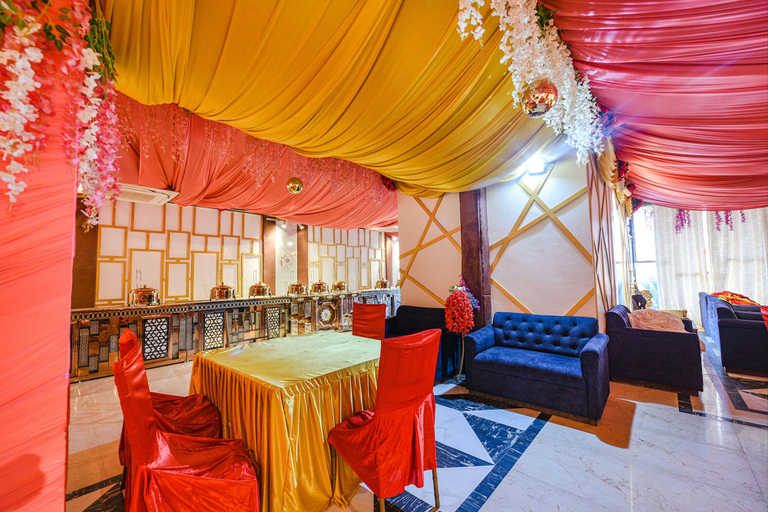 Food & Drinks 4, Fabhotel The Dreams, Sahibzada Ajit Singh Nagar