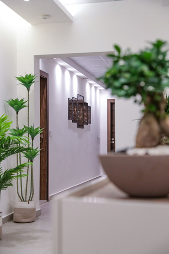 Bathroom 5, Offwhite, Beirut
