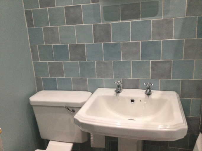 Bathroom 4, TDM Bachelot Lettings, London