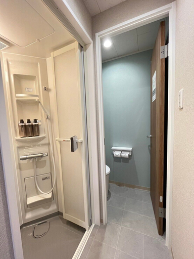 Bathroom 3, Matsuyamachi, Osaka