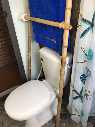 Bathroom 4, Halo Bay Homestay, Hạ Long