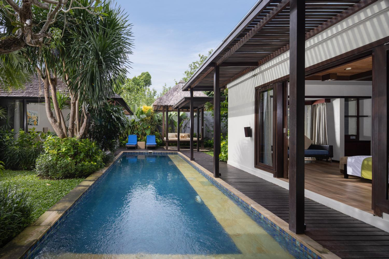 Swimming Pool 11