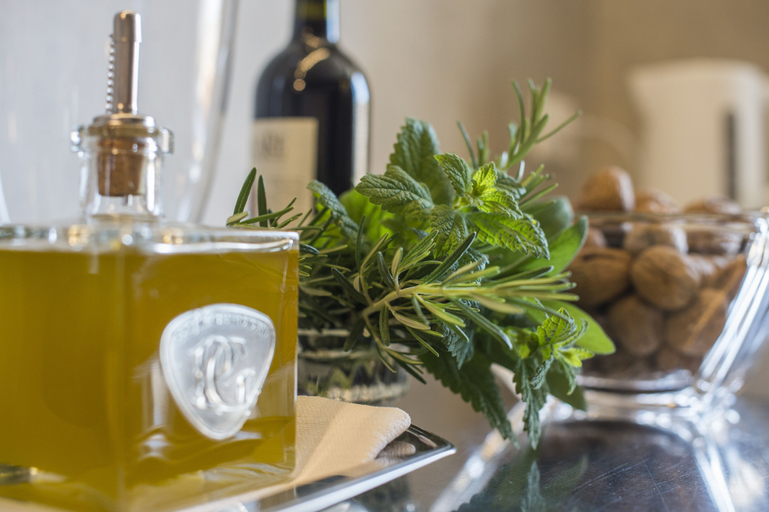 Food & Drinks 5, PALAZZO DEL PAPA COUNTRY SUITES, Siena