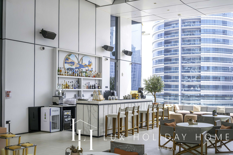 Food & Drinks, LUX The Vida Marina Residence 3, Dubai
