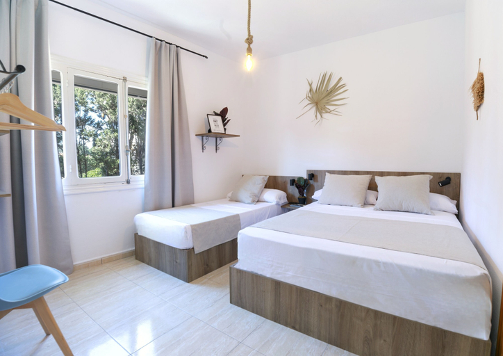 Bedroom 3, Maxcaly Playa by Blossom Hotels, Murcia