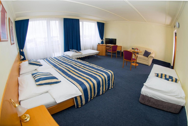 Bedroom 3, TOP HOTEL Praha, Praha 4