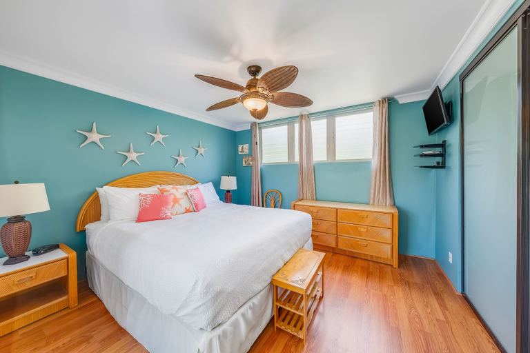 Bedroom 2, Wavecrest, Maui