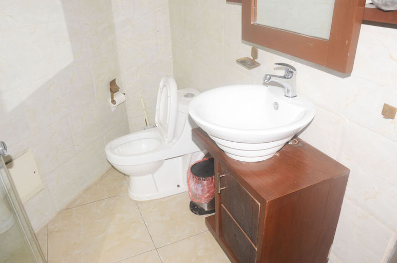 Bathroom, EL MIMOSA COMPLEX, Wouri