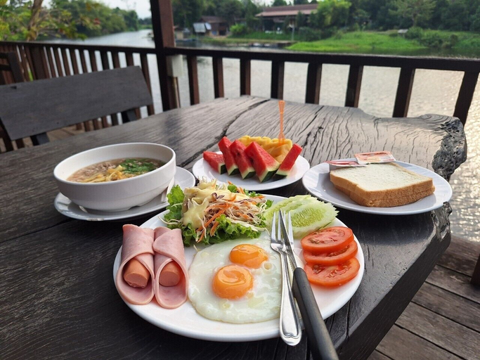 Food & Drinks 5, Evergreenresort, Makham