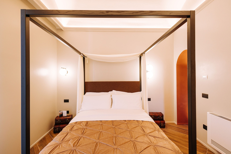 Bedroom 3, Palazzo Giuditta, Bari
