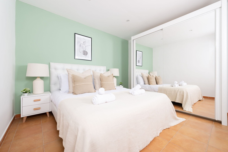 Others 5, Appartement Luxueux à Hydra, El Achour