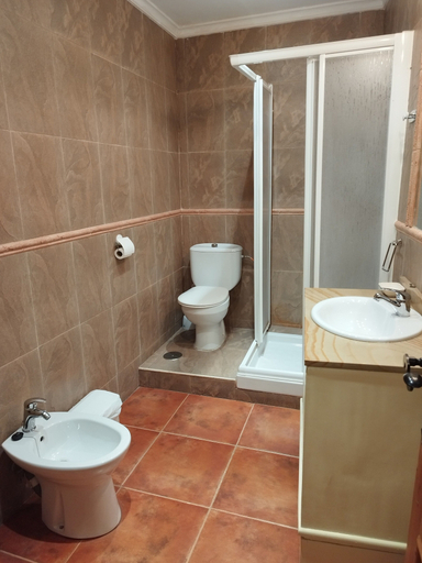 Bathroom 3, Casa Rural el Rincon del Infante, Toledo