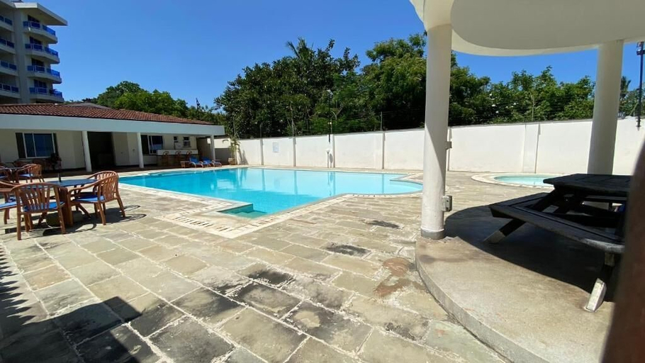 Sport & Beauty 4, Lux Suites Hayana Palm Apartments, Nyali