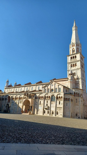 Others 4, Casa Braglia, Modena