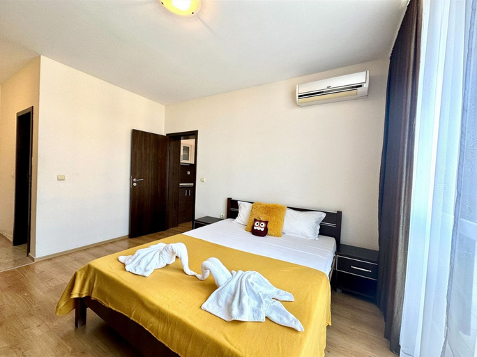 Bedroom 4, Menada Luxor Apartments, Nesebar