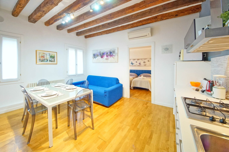 Living area 5, Dolcevita Apartments N. 502, Venezia