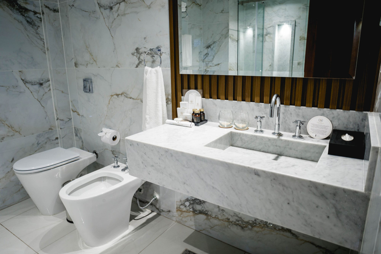 Bathroom 3, HT Hotel Deluxe Resort & SPA, Capital