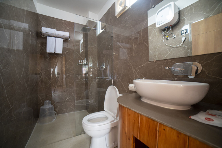 Bathroom 5, Zip By Spree Hotels Gangtok, East Sikkim