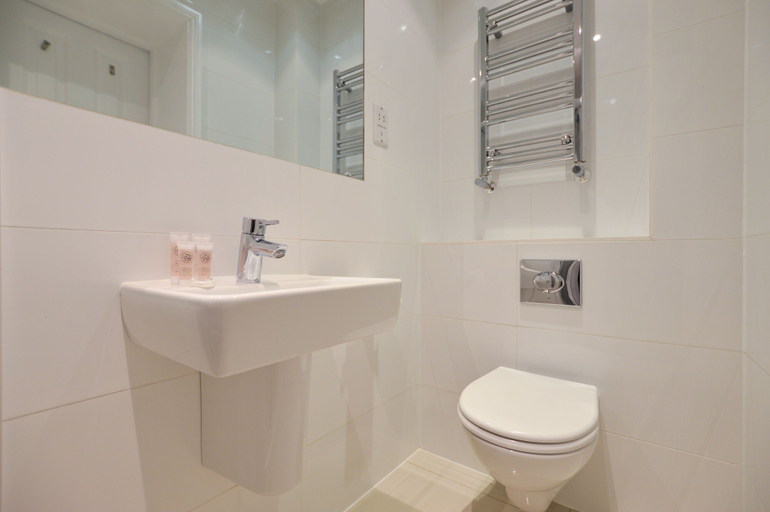 Bathroom 3, Paddington Green Serviced Apartments by Concept Apartments, London